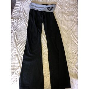 VS Black Yoga Pants
